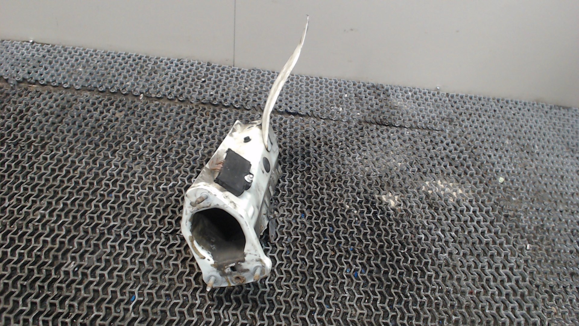 Лонжерон передний левый