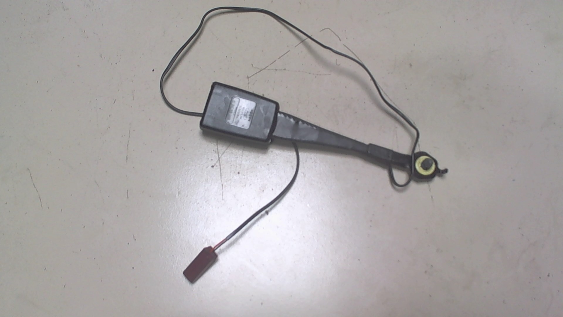 Ответная часть ремня безопасности