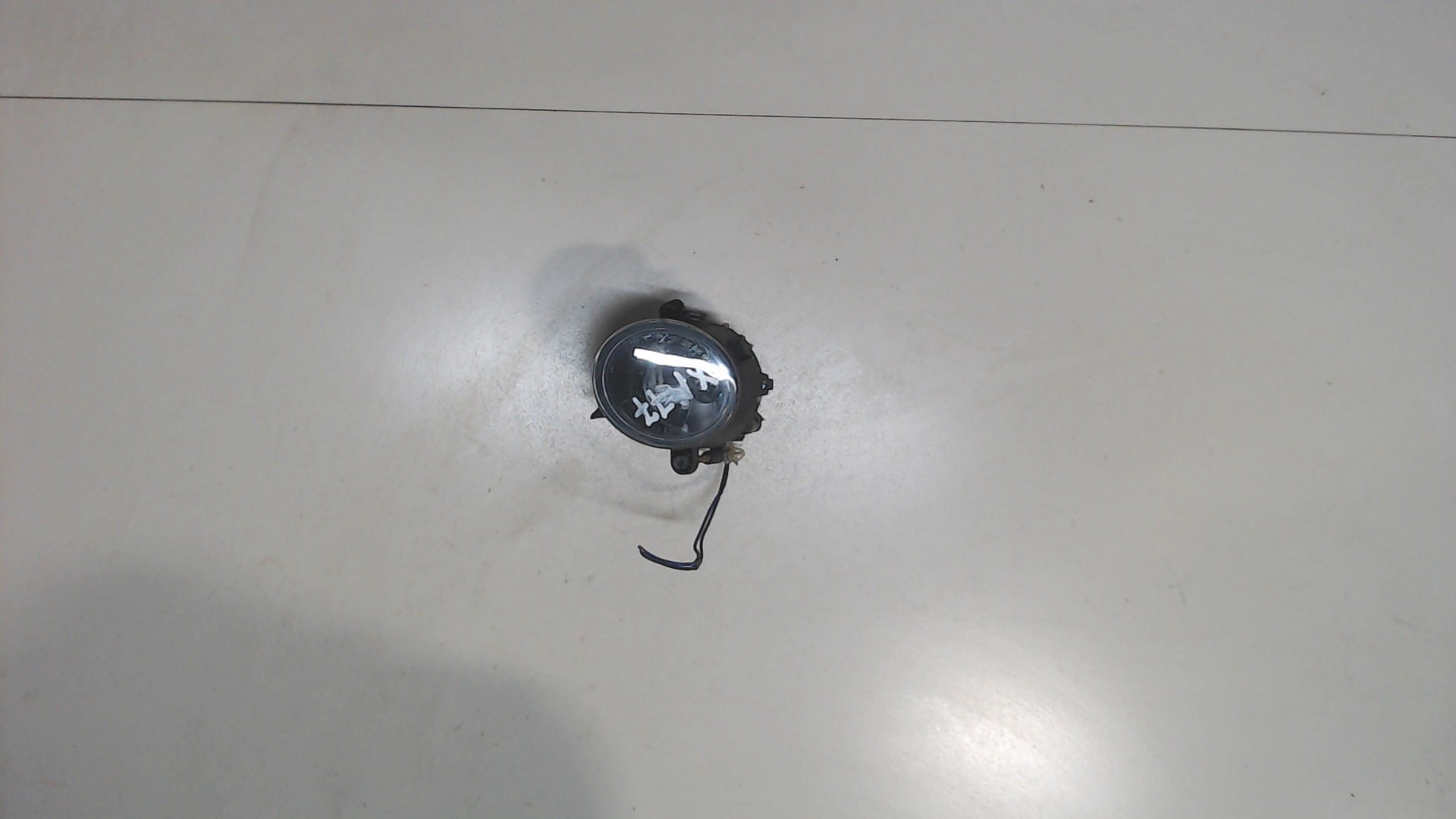 Фара противотуманная левая