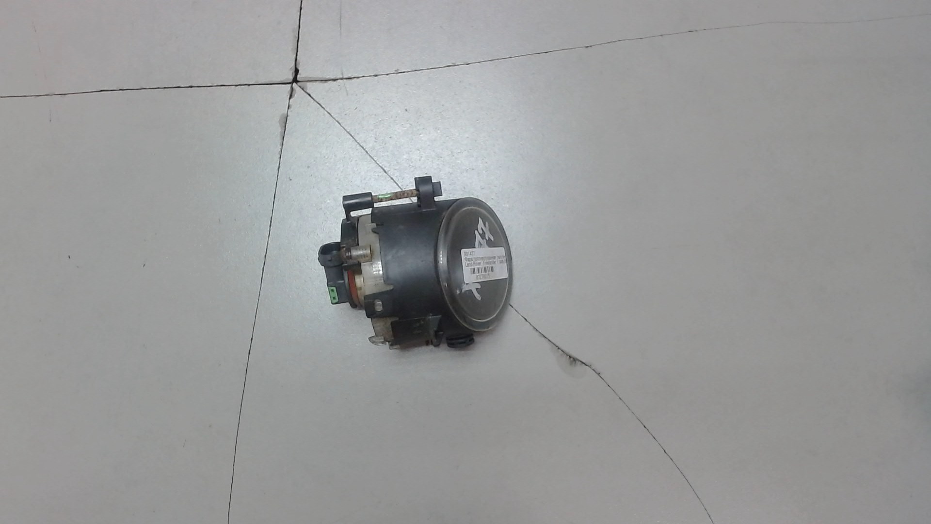 Фара противотуманная левая