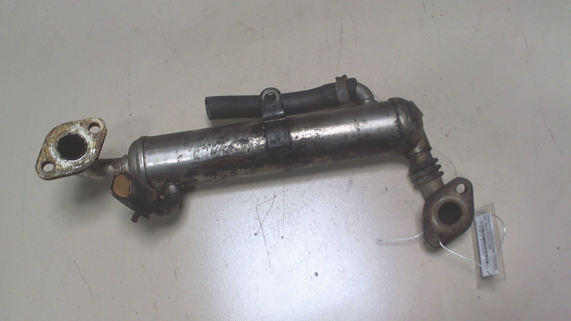 Тройник вентиляции картерных газов