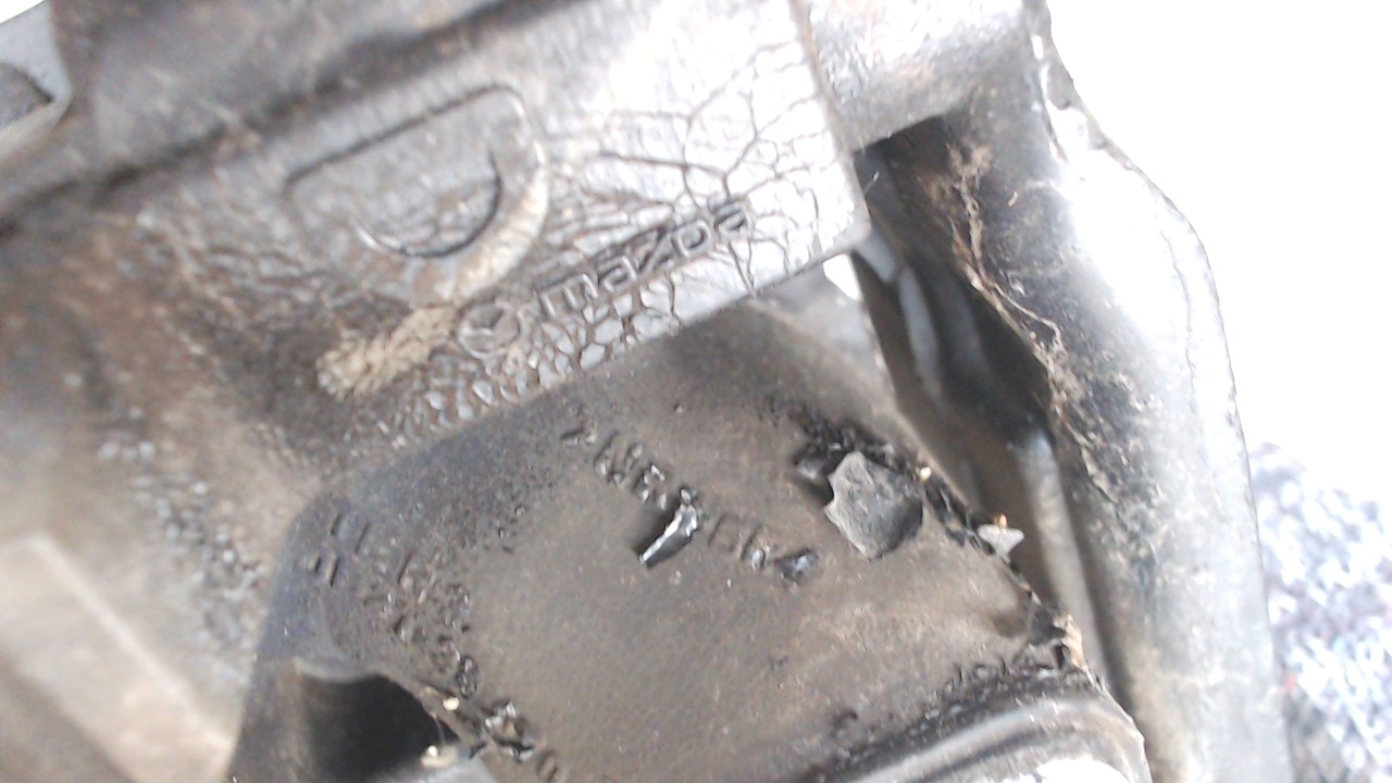 Опора КПП левая