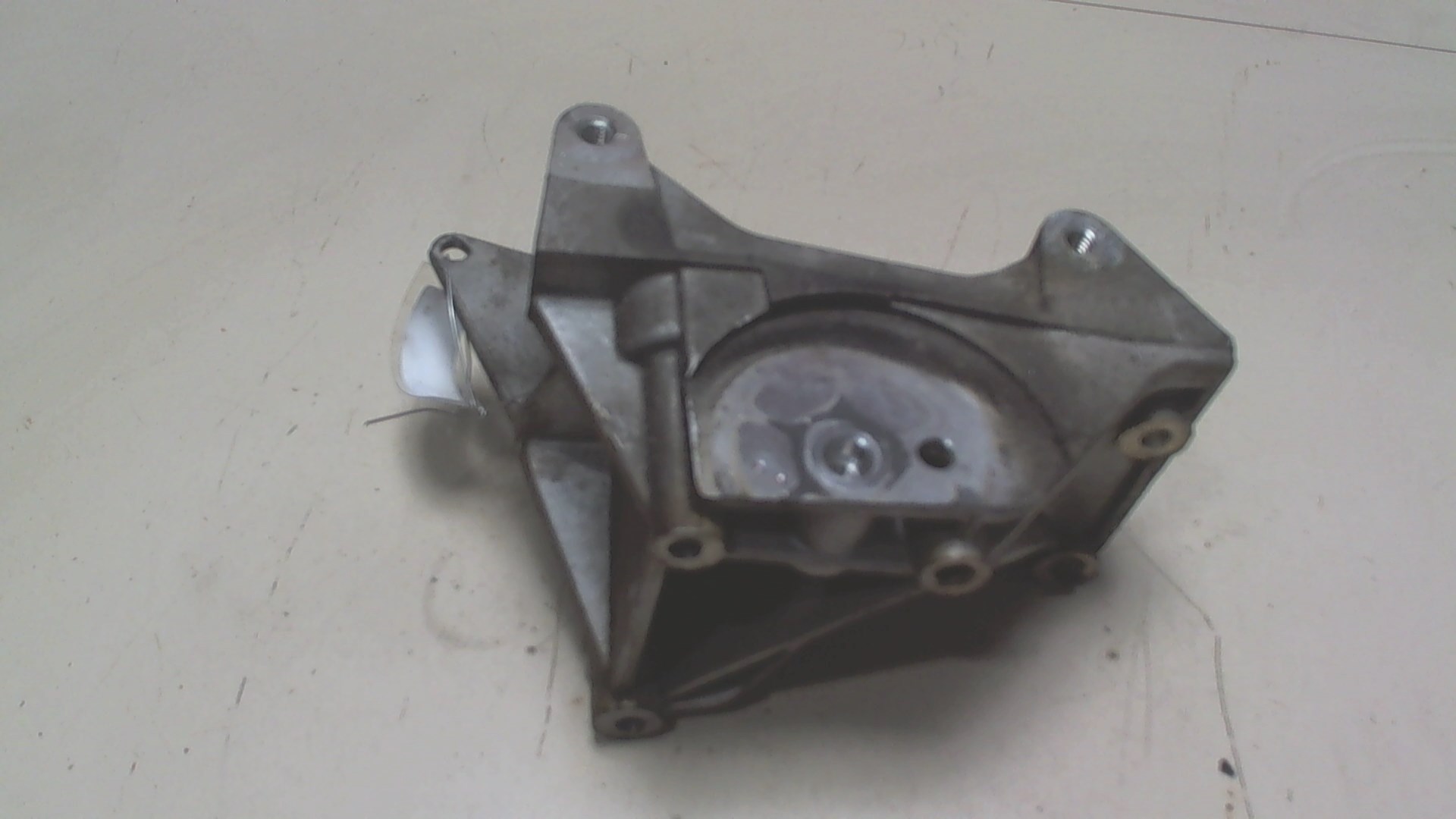 Кронштейн (п.з.к.)