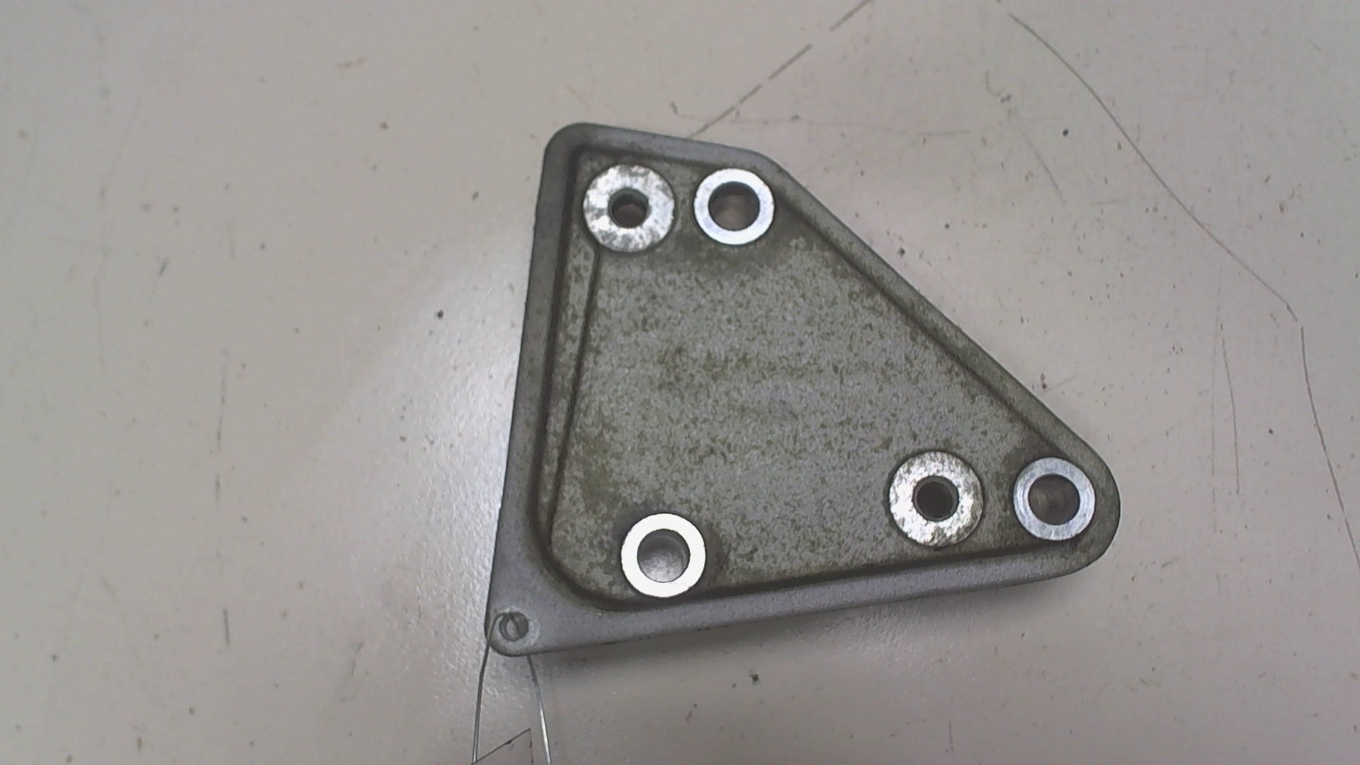 Кронштейн двигателя