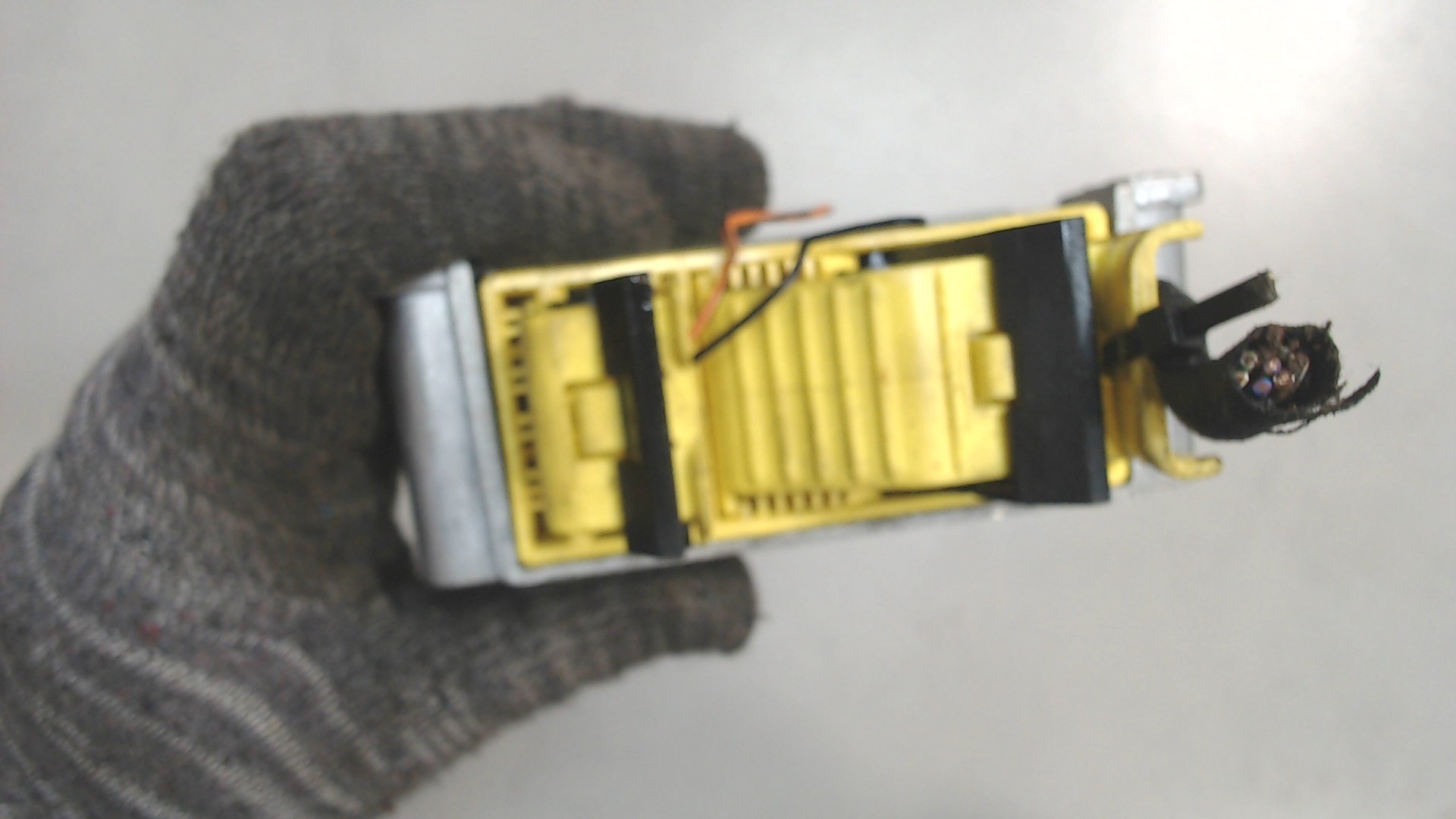 Блок управления подушек безопасности (AIR BAG)