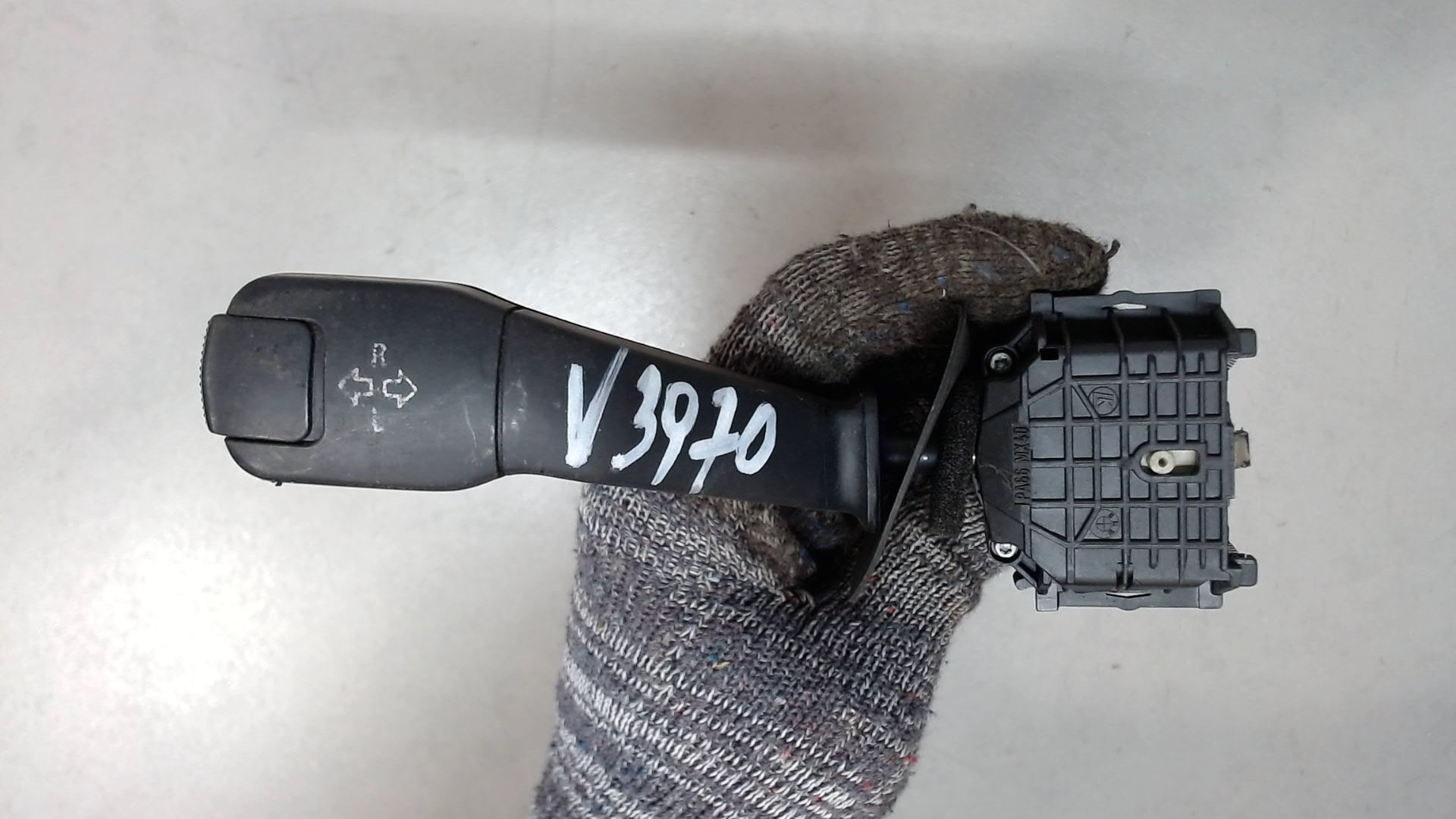 Переключатель поворотов подрулевой