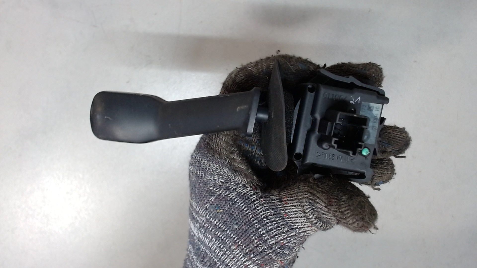 Переключатель поворотов подрулевой