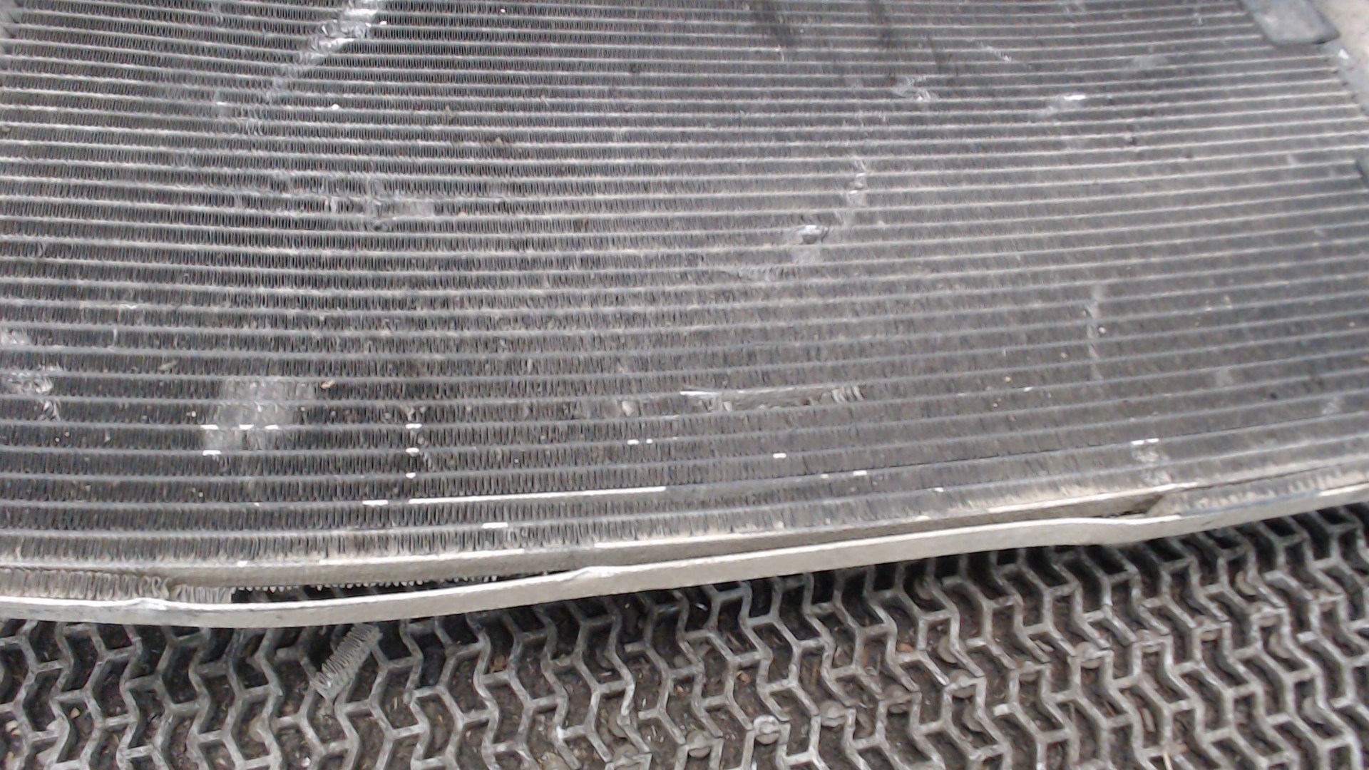 Радиатор кондиционера / конденсер