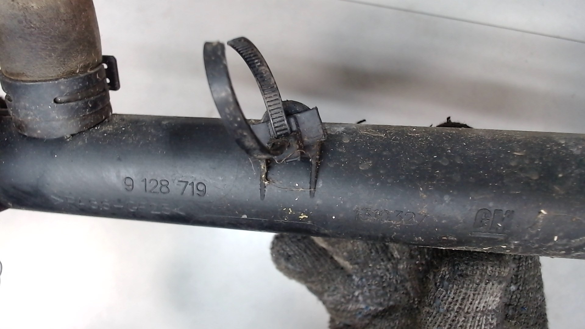 Трубка системы охлаждения