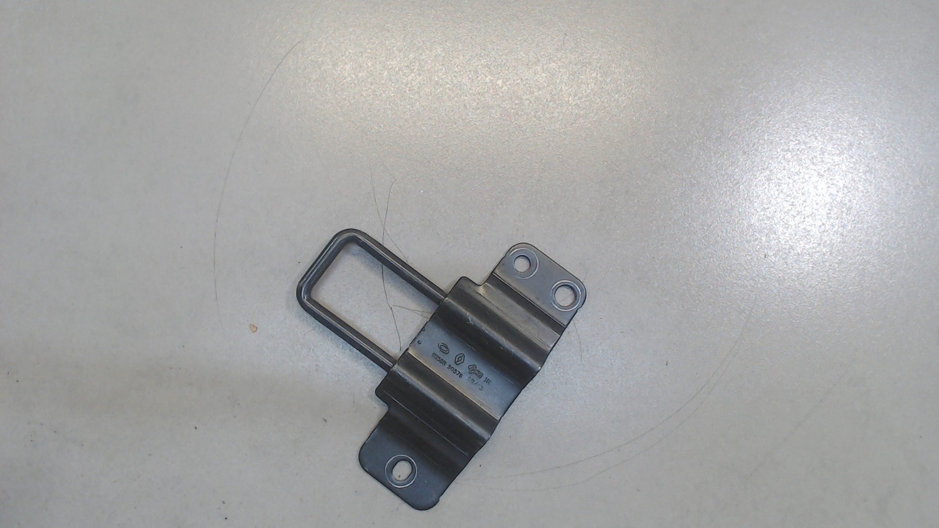 Замок багажника