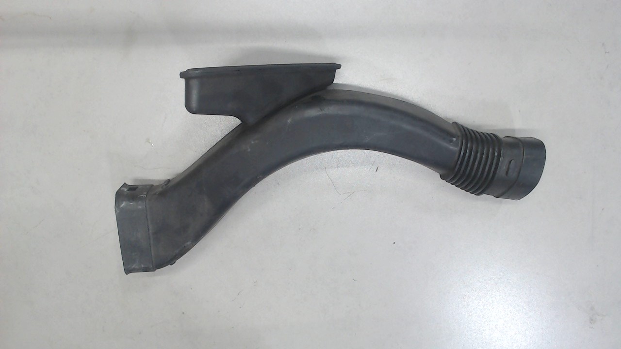 Патрубок воздушного фильтра