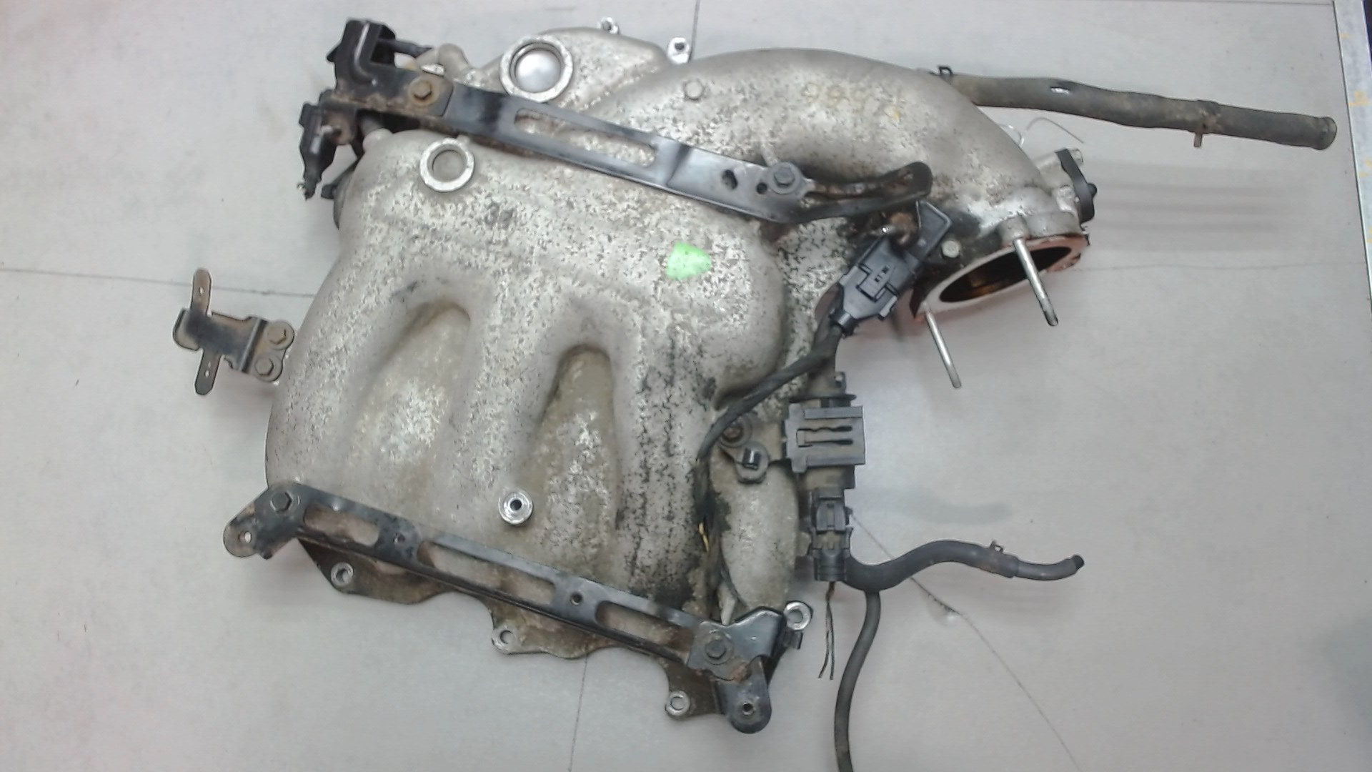 Коллектор впускной