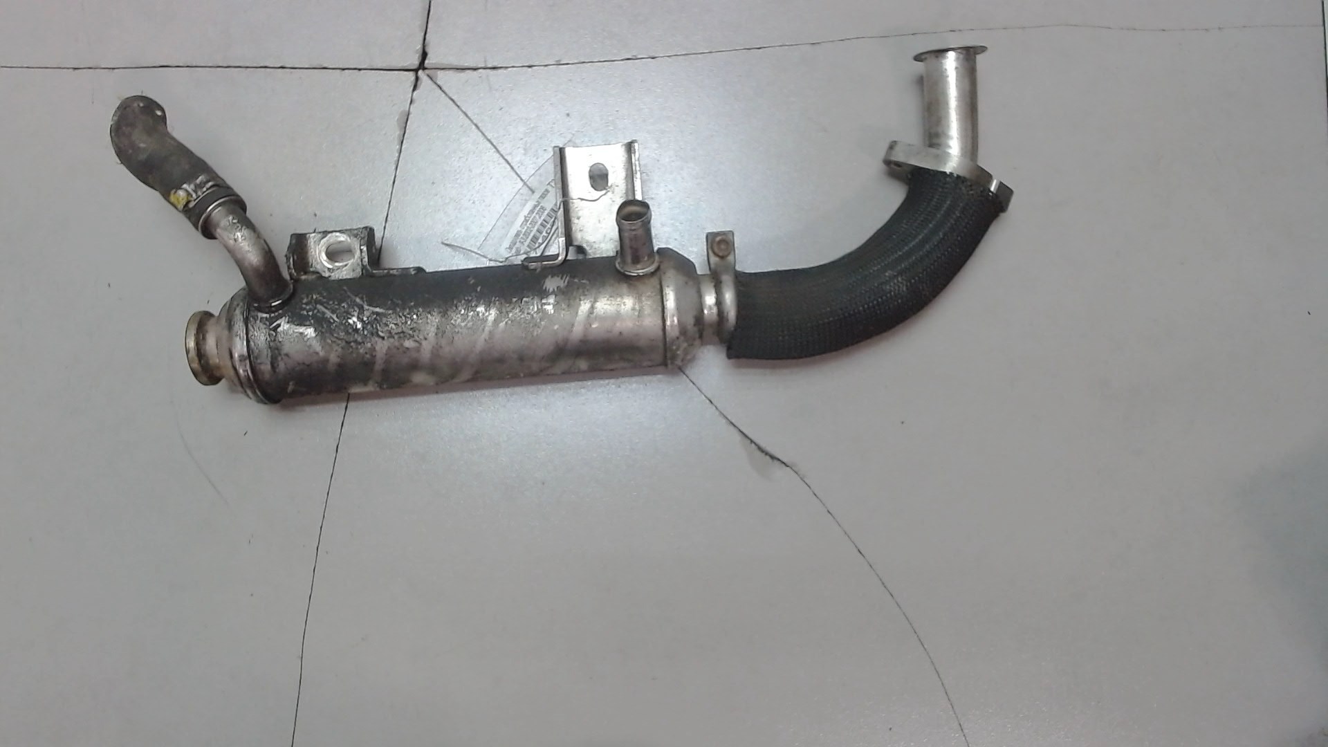 Тройник вентиляции картерных газов