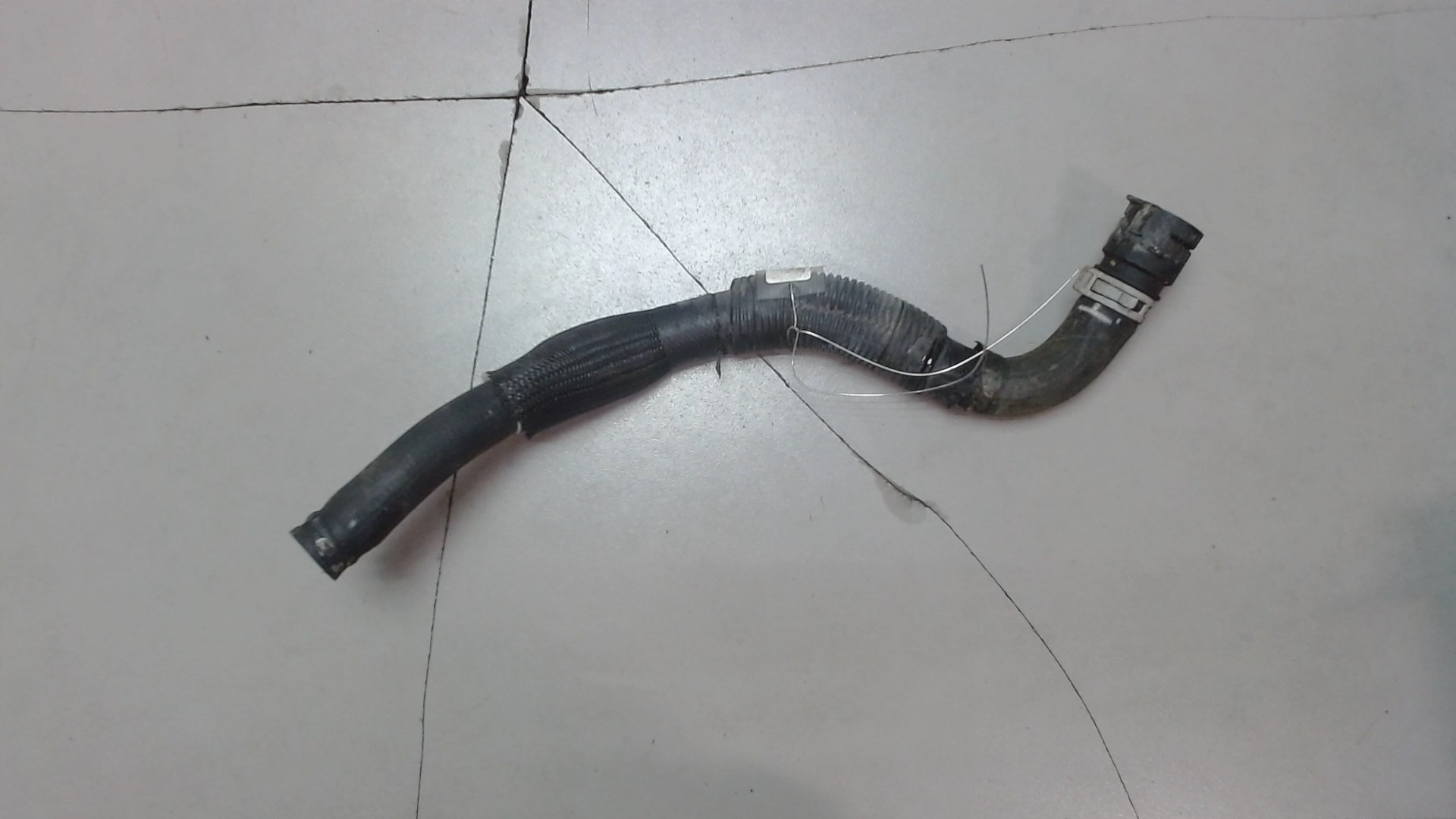 Шланг системы охлаждения