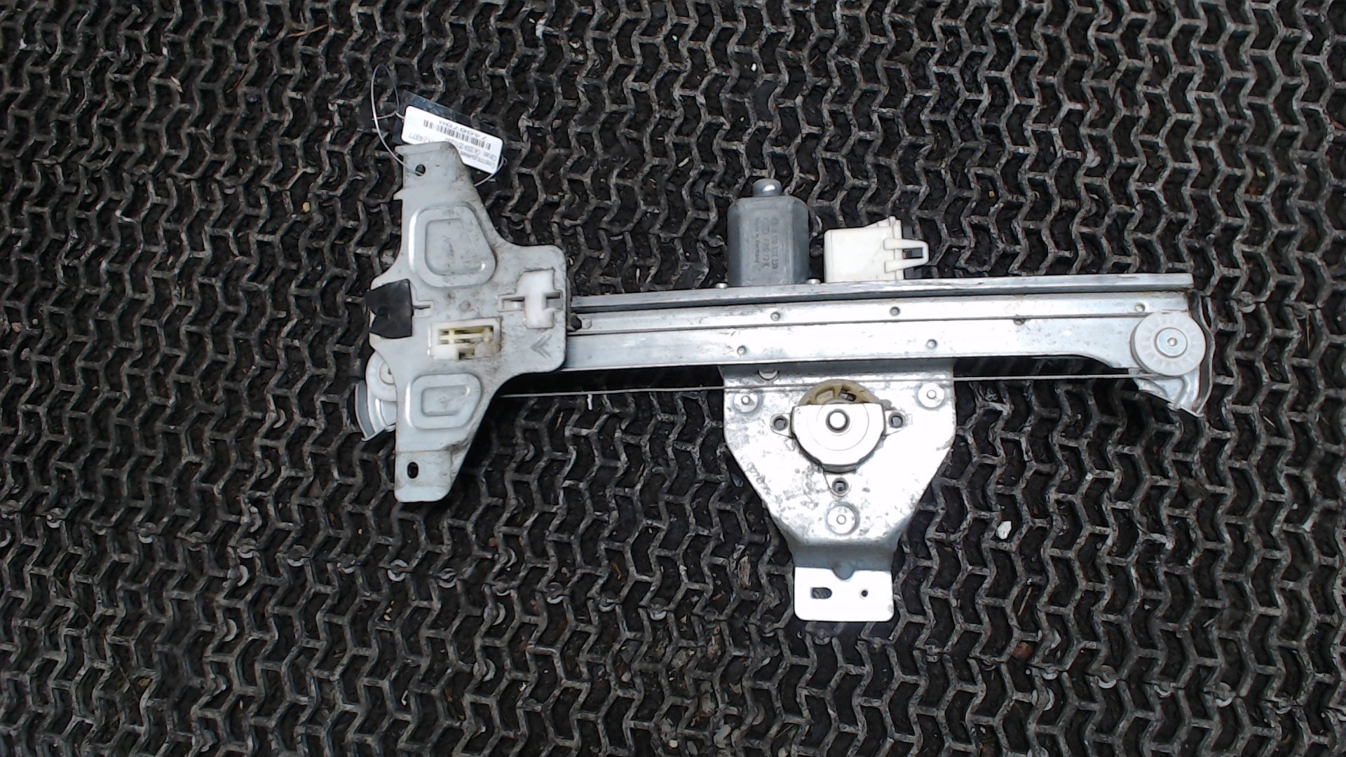 Стеклоподъемник электр. задний левый