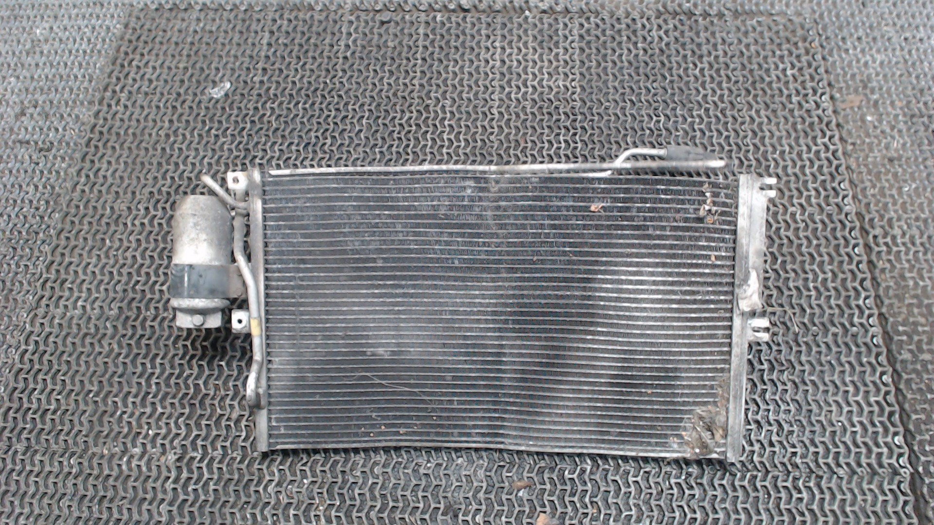 Радиатор кондиционера / конденсер