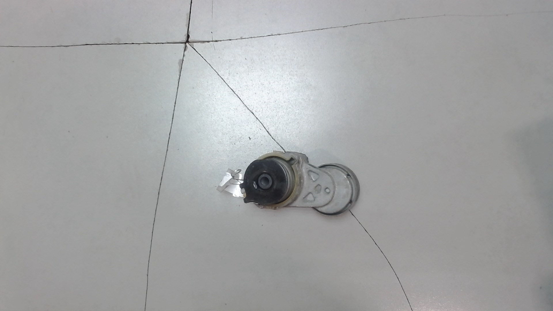 Натяжитель ремня