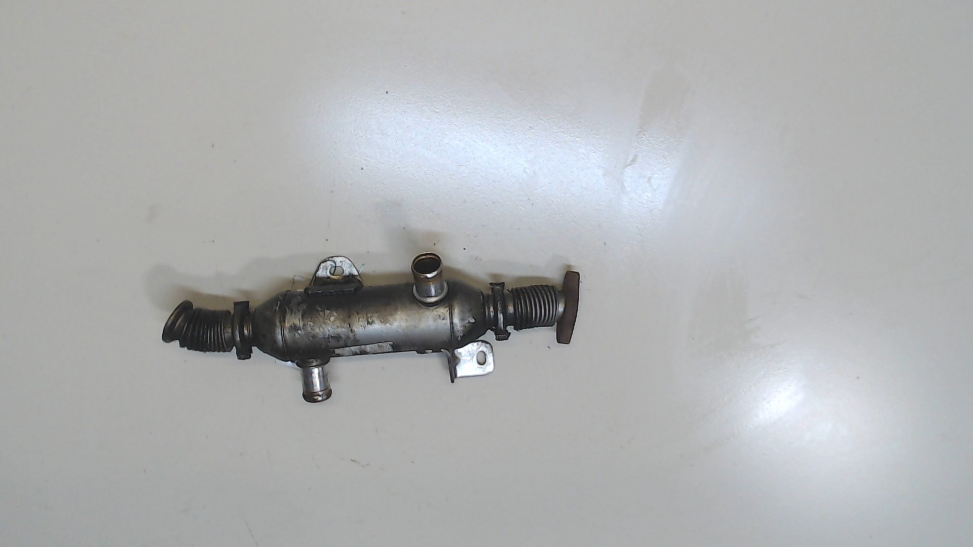 Тройник вентиляции картерных газов