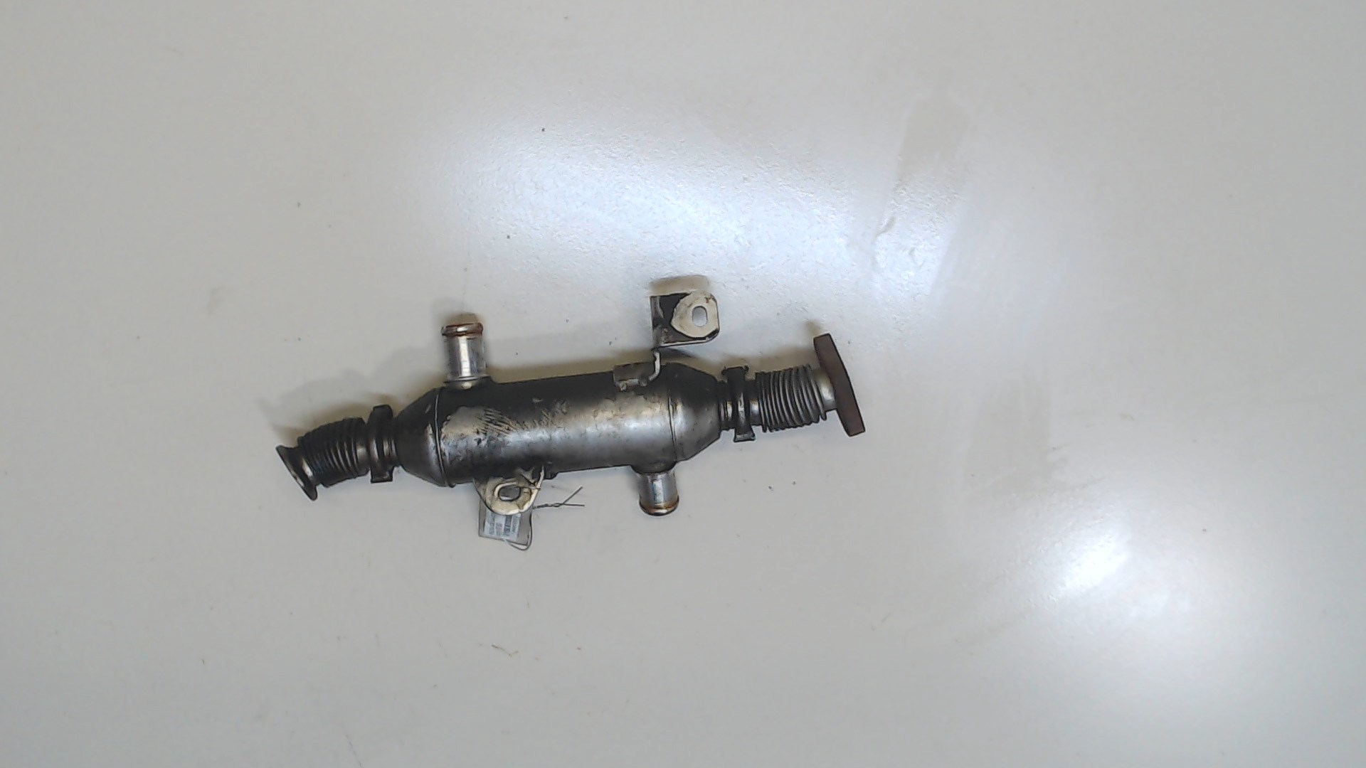 Тройник вентиляции картерных газов