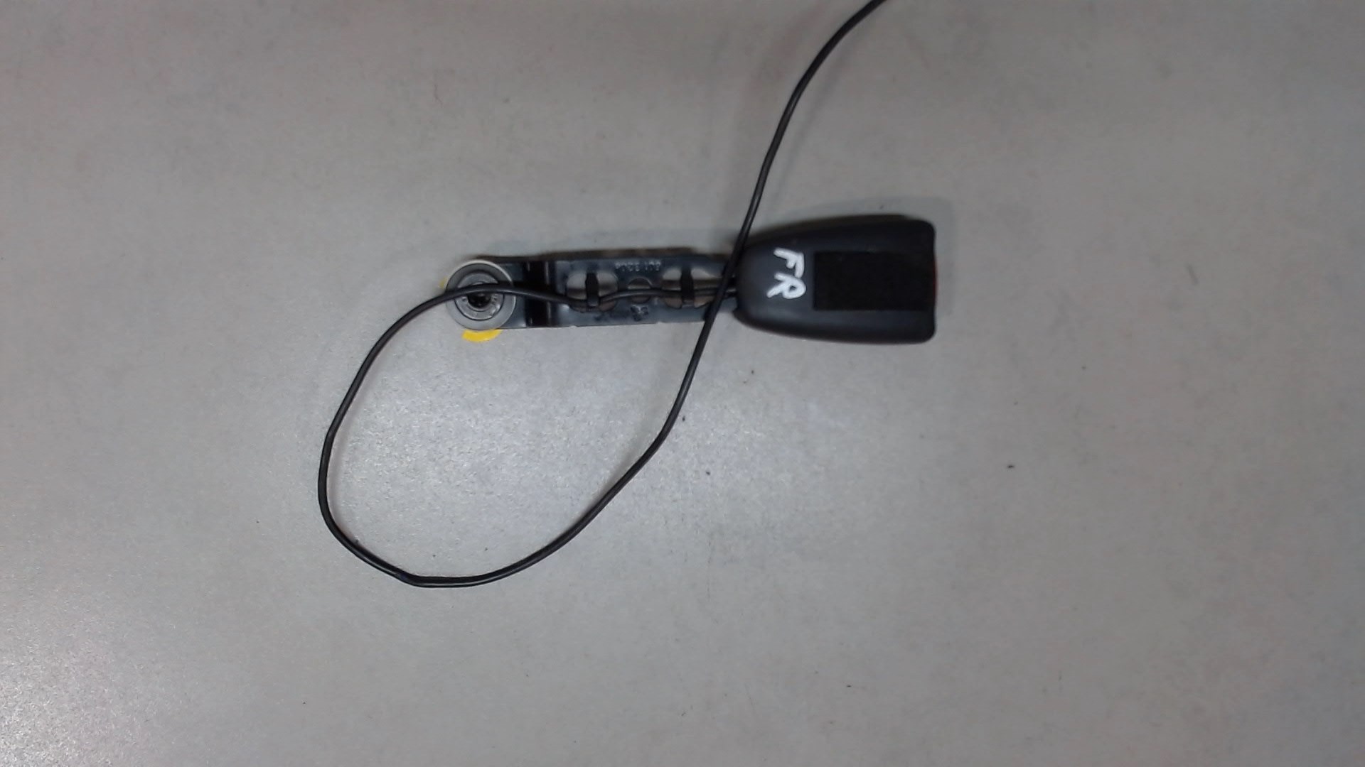 Ответная часть ремня безопасности