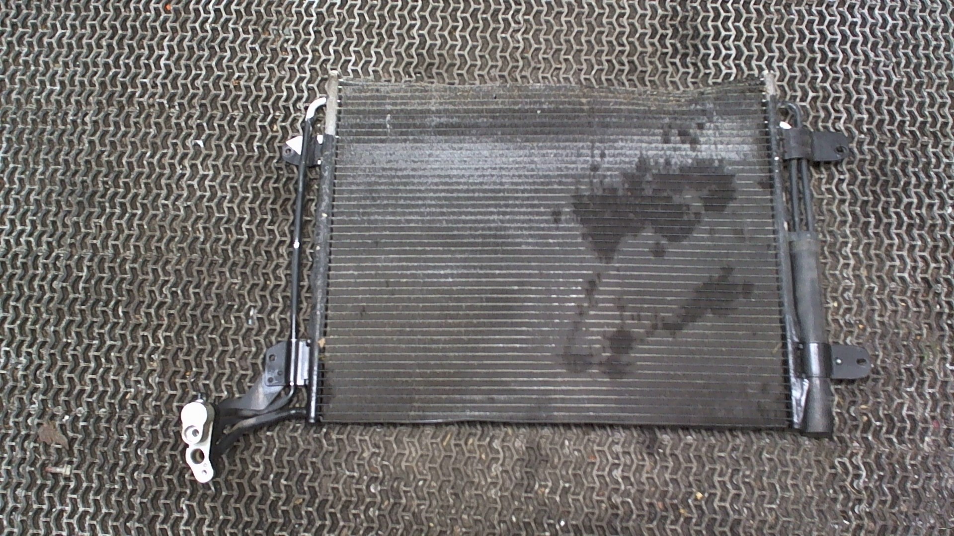 Радиатор кондиционера / конденсер