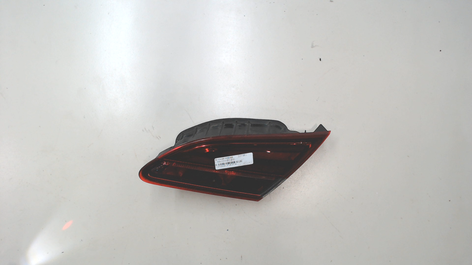 Фонарь задний внутренний правый