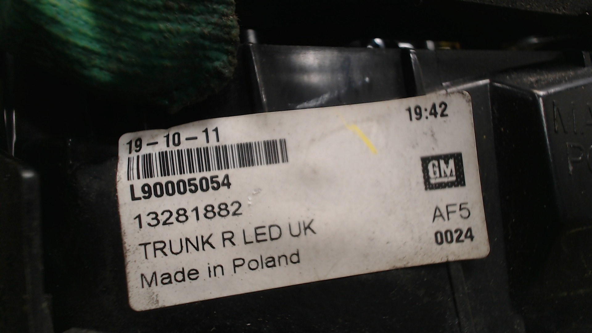 Фонарь задний внутренний правый