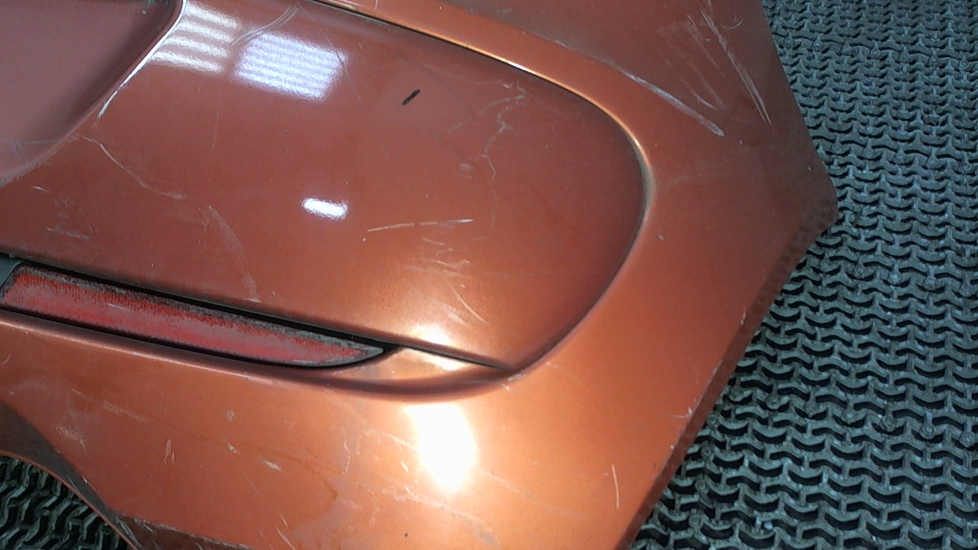 Бампер задний