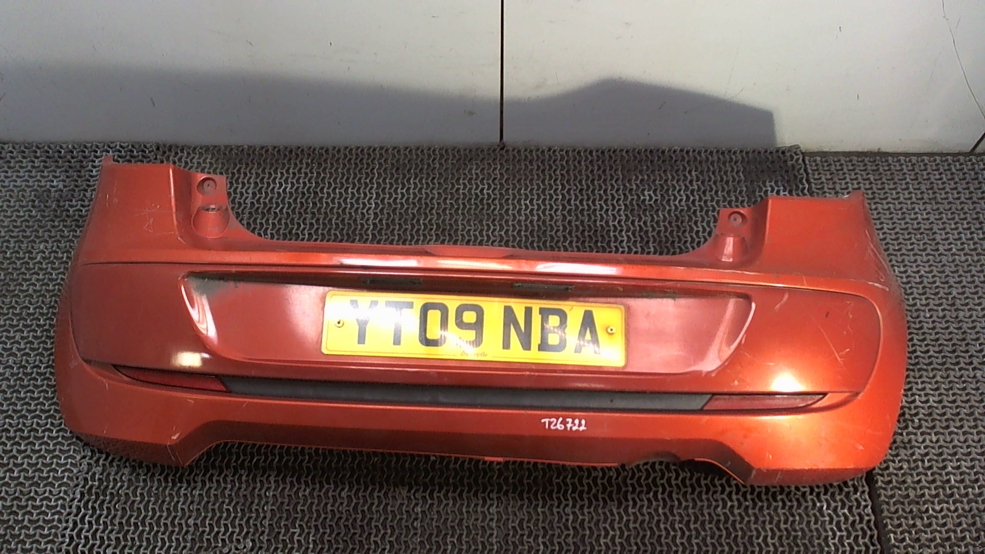 Бампер задний