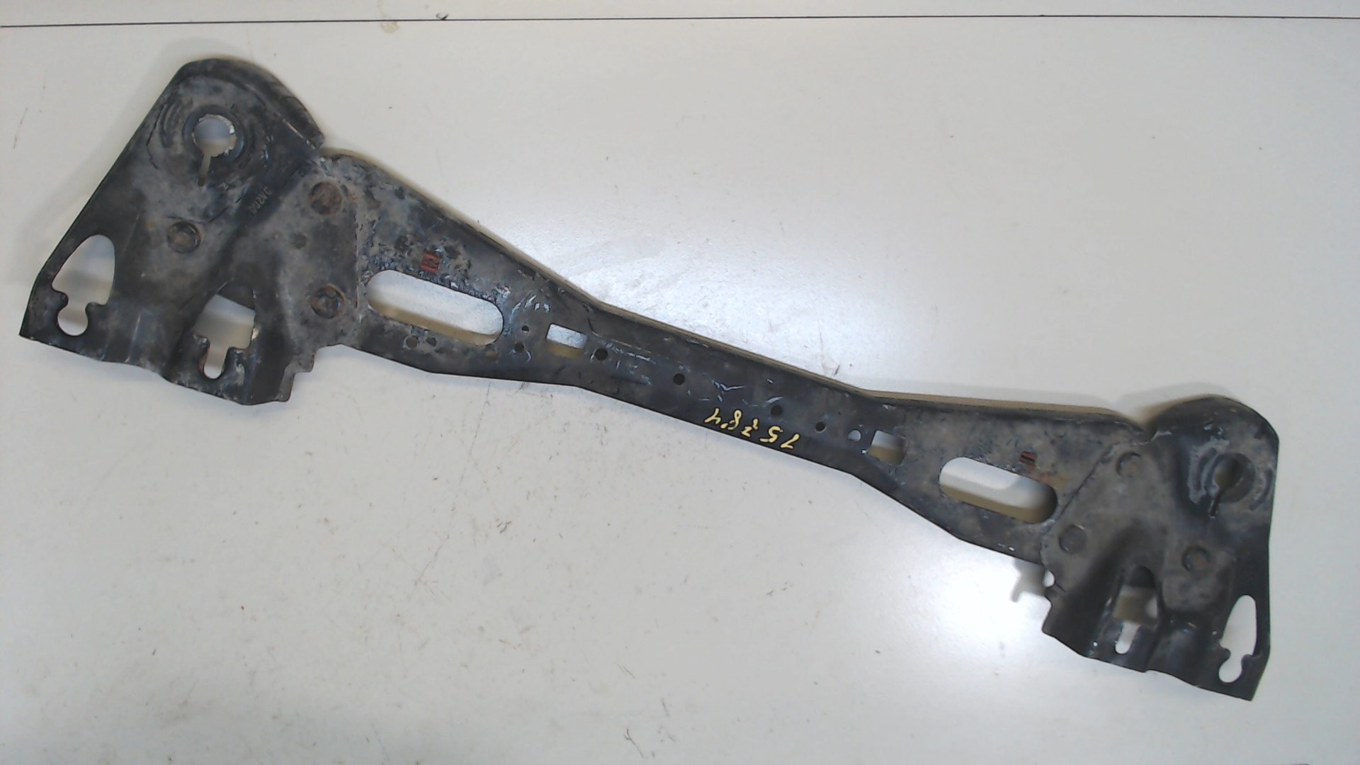 Кронштейн (п.п.к.)