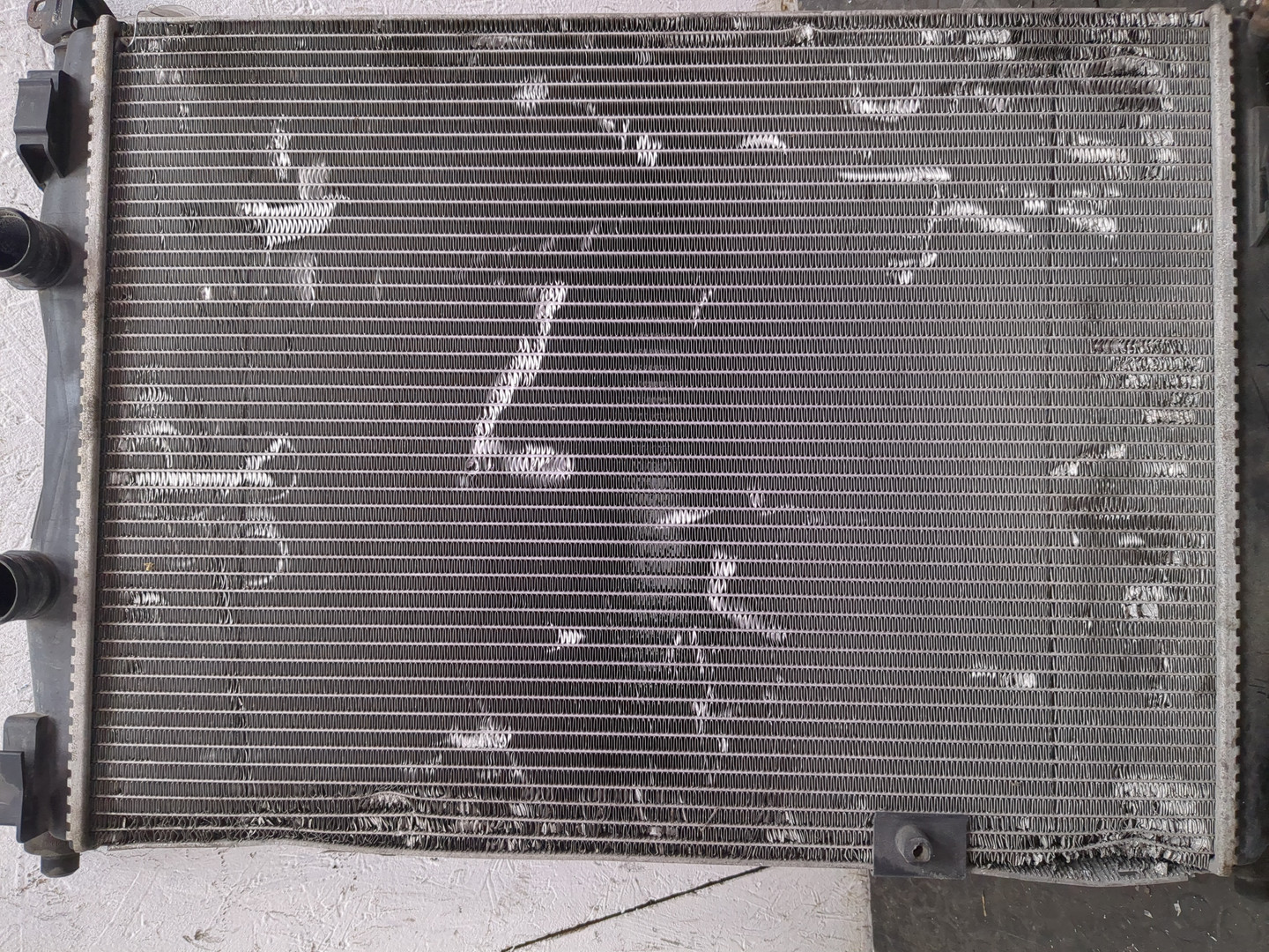 Радиатор охлаждения двигателя основной