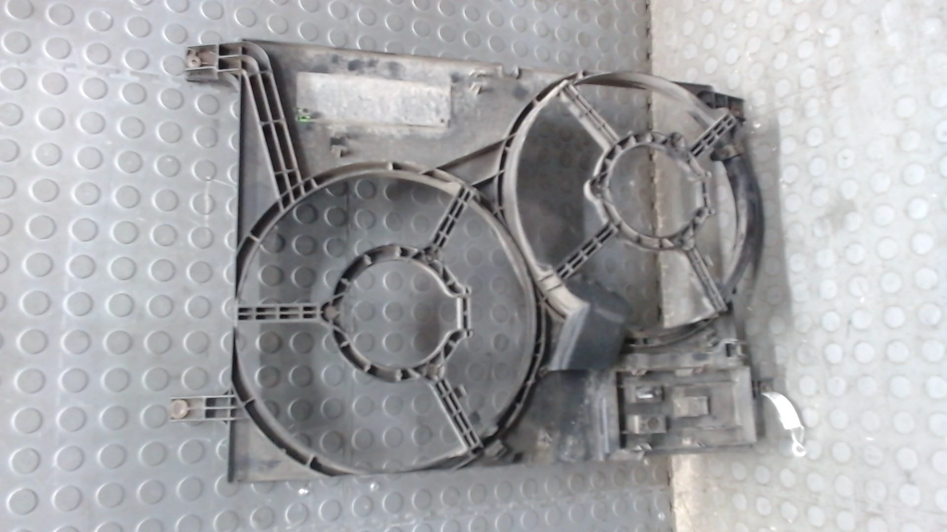 Диффузор вентилятора