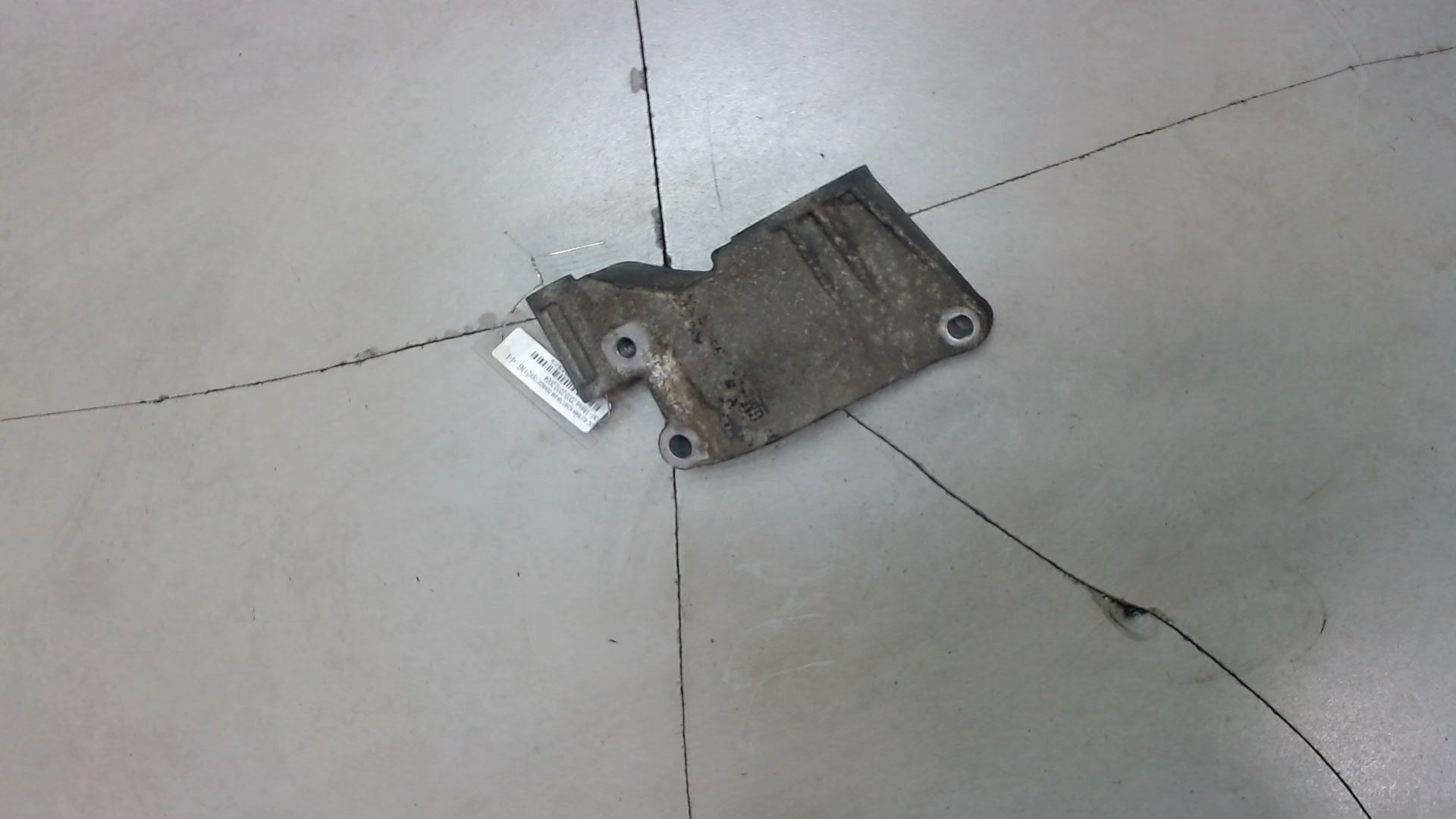 Кронштейн генератора