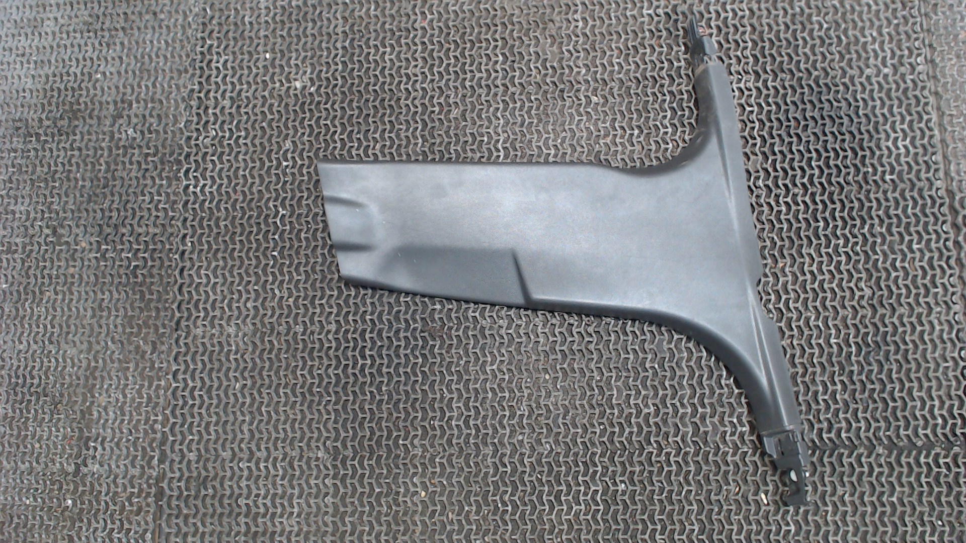 Обшивка стойки