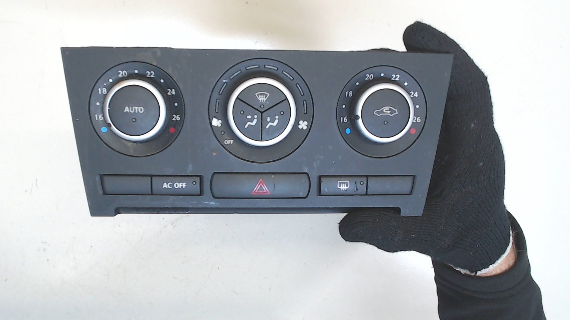 Переключатель отопителя