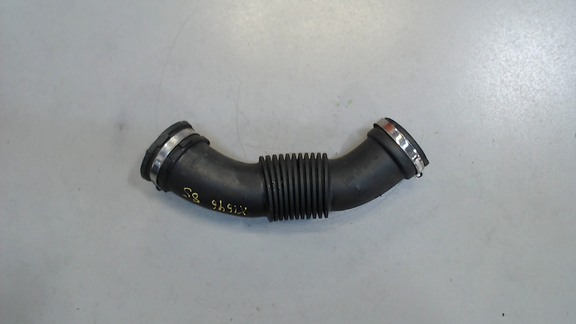 Патрубок воздушного фильтра