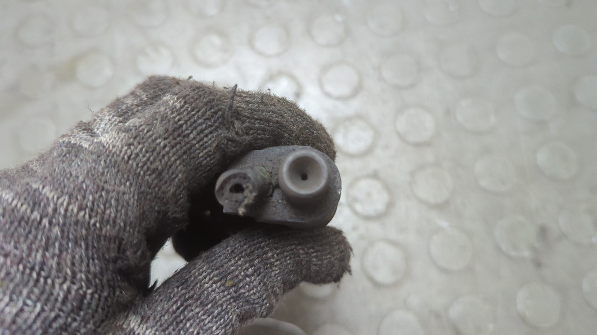 Трубка топливная