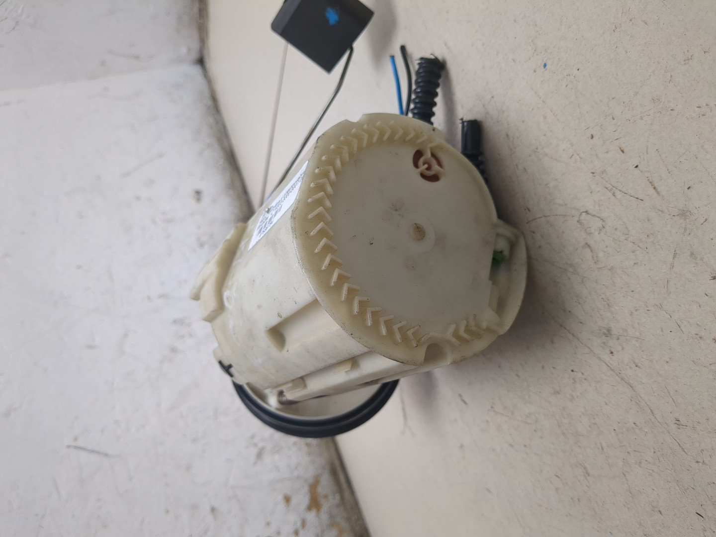 Насос топливный электрический