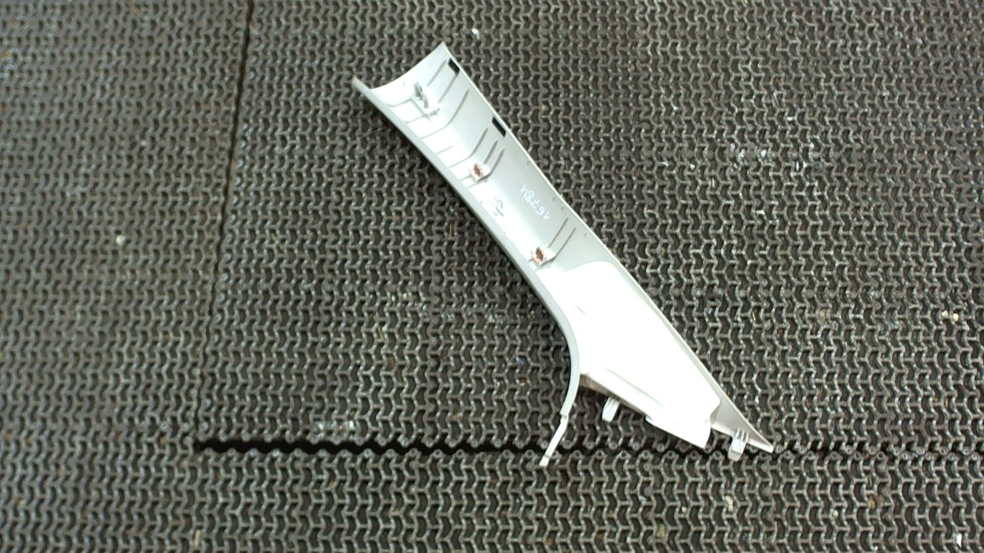 Обшивка стойки