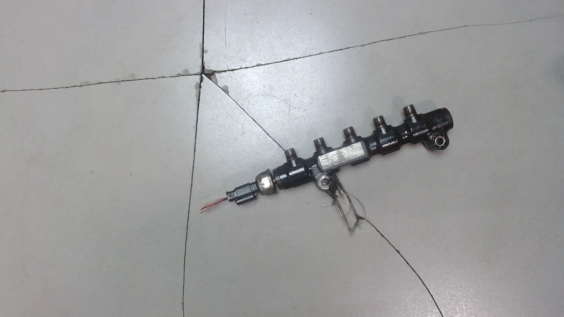 Рейка топливная (рампа)