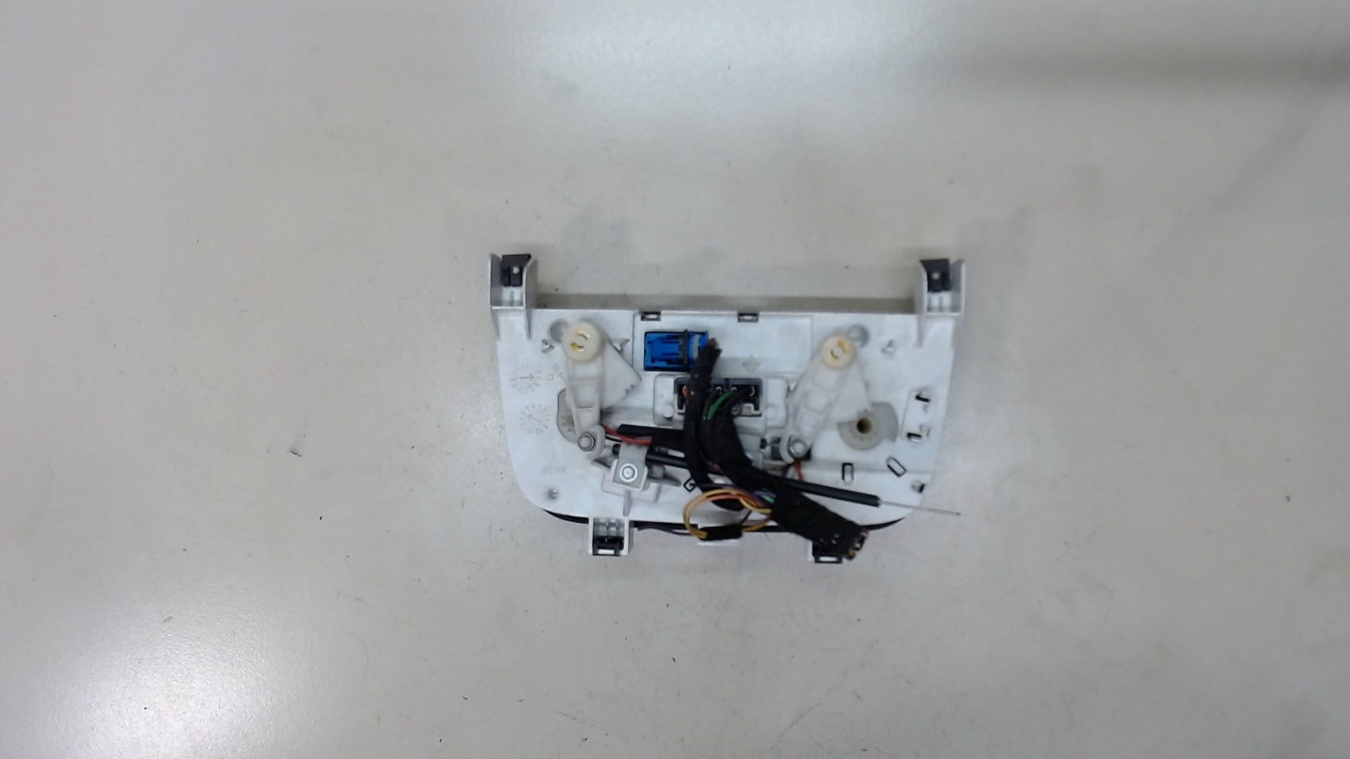 Переключатель отопителя