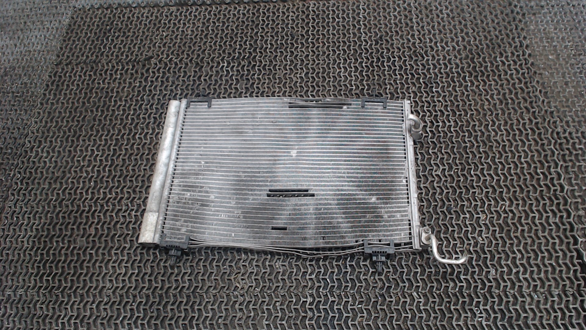 Радиатор кондиционера / конденсер