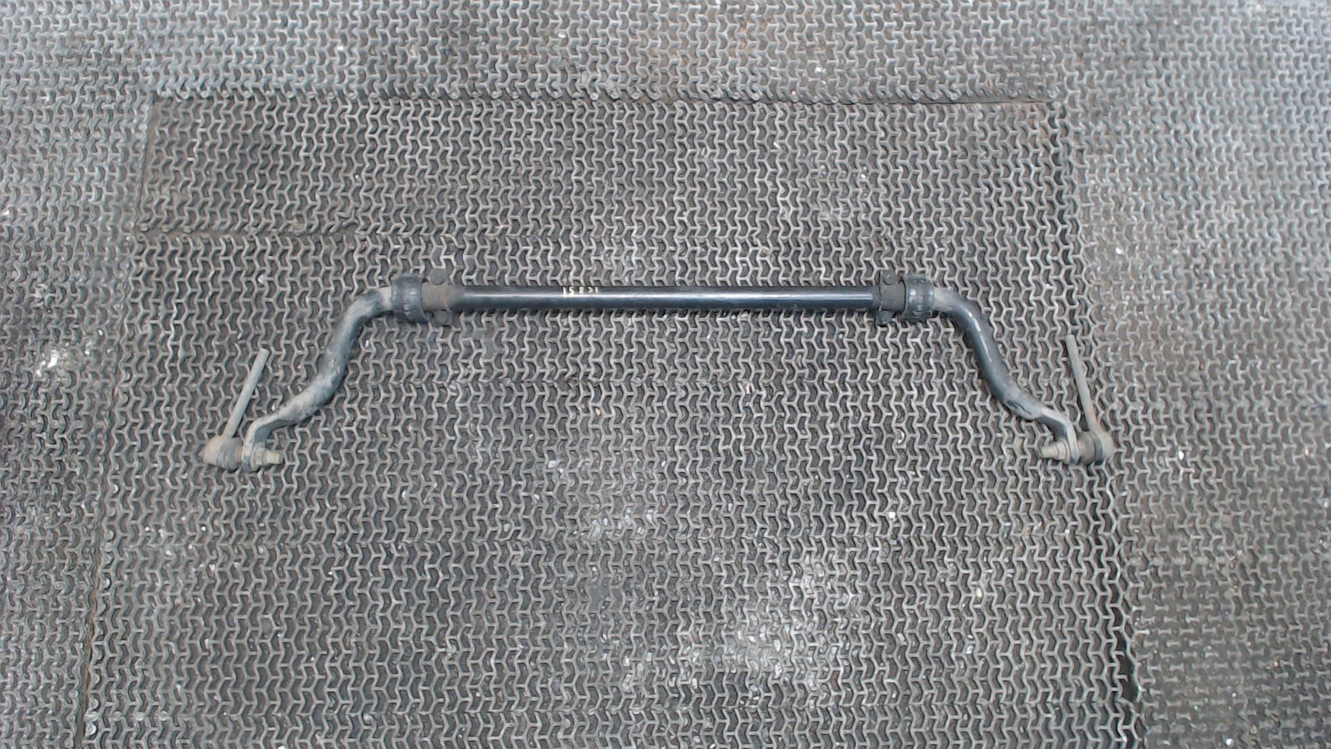 Стабилизатор передний