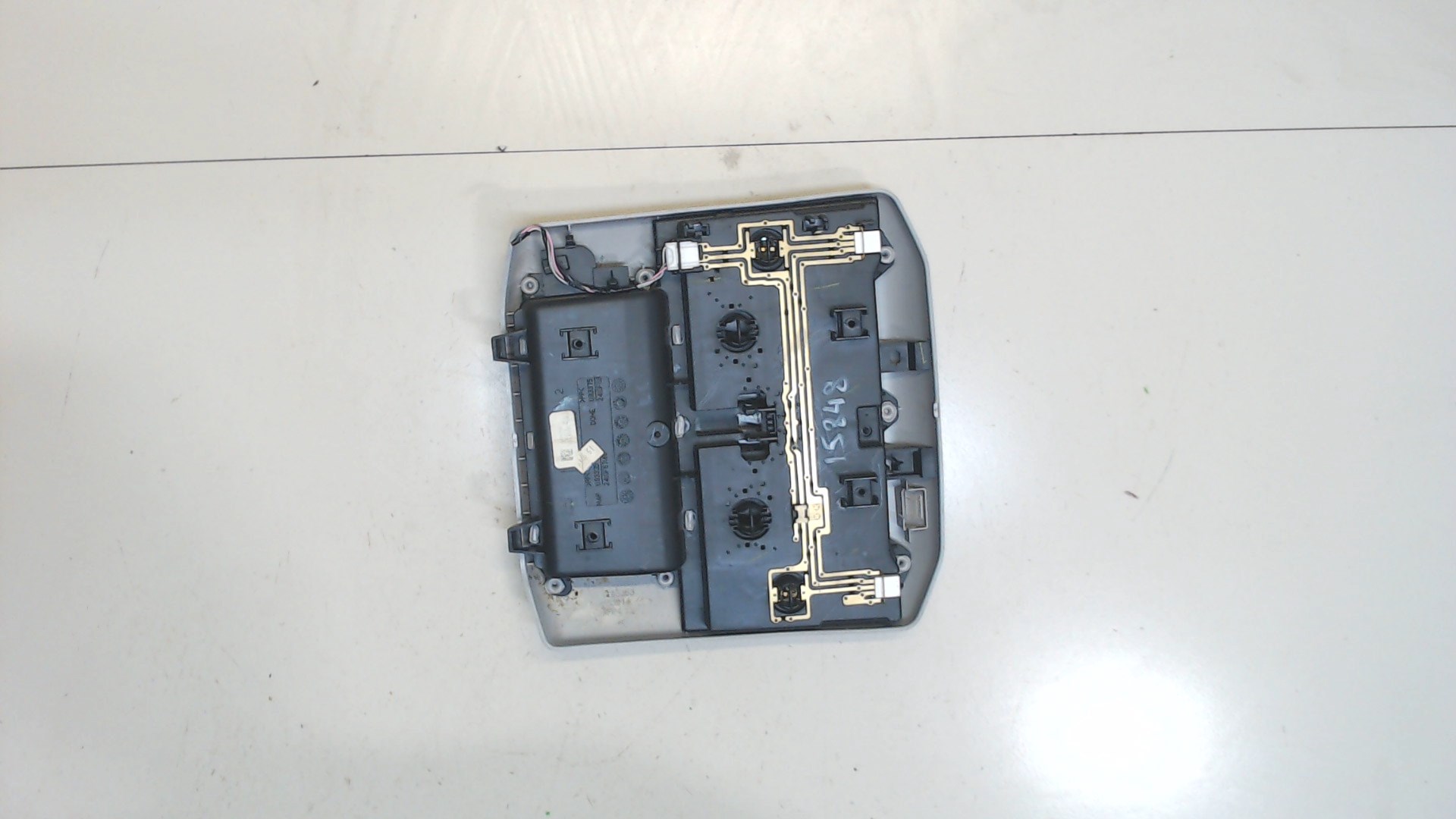 Плафон салонный