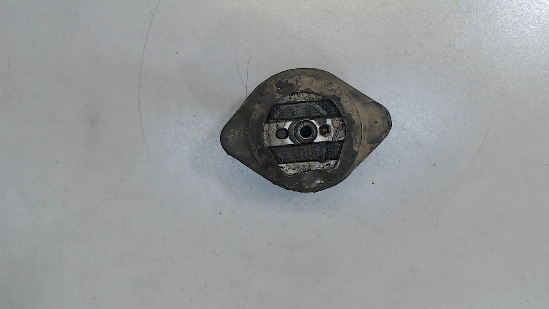 Опора КПП левая