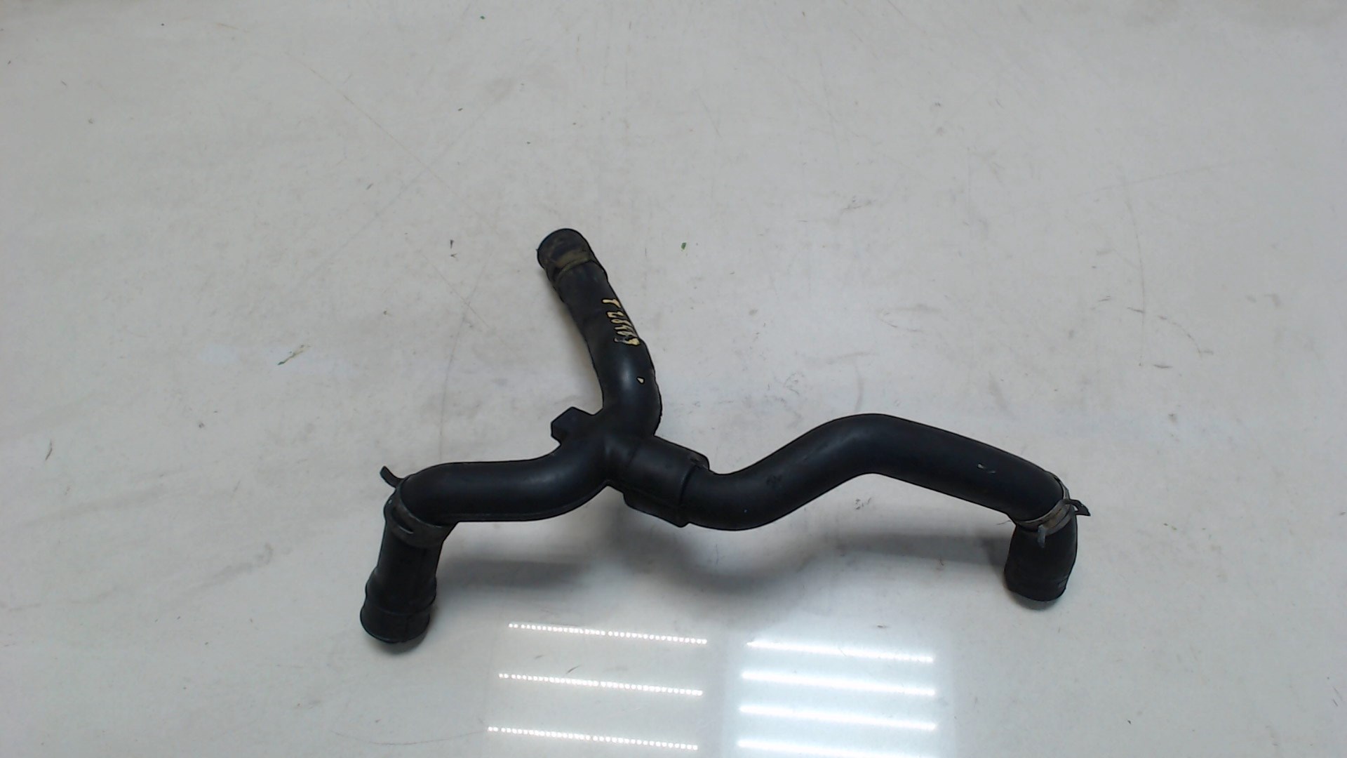 Патрубок отопителя