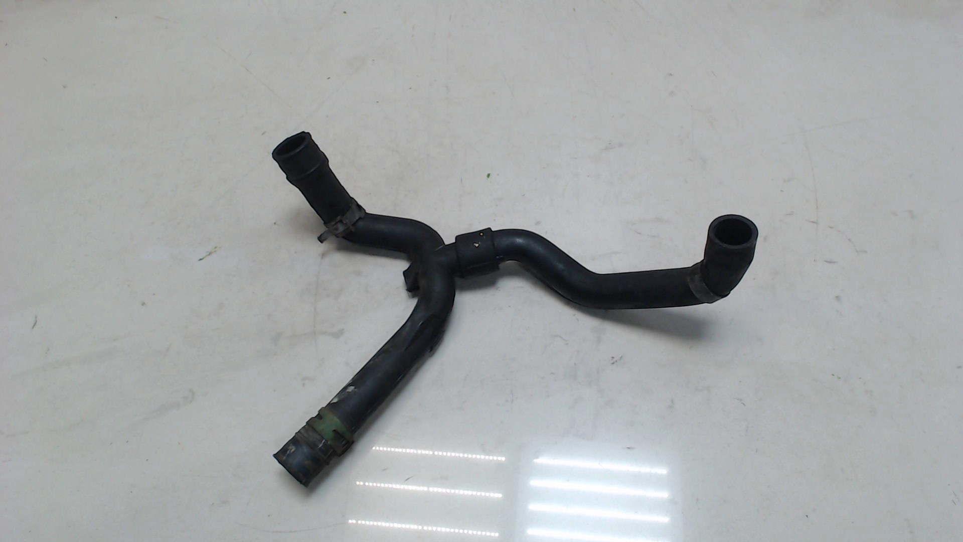 Патрубок отопителя