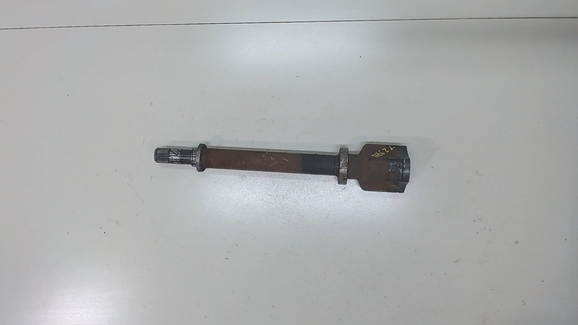 Полуось передняя правая