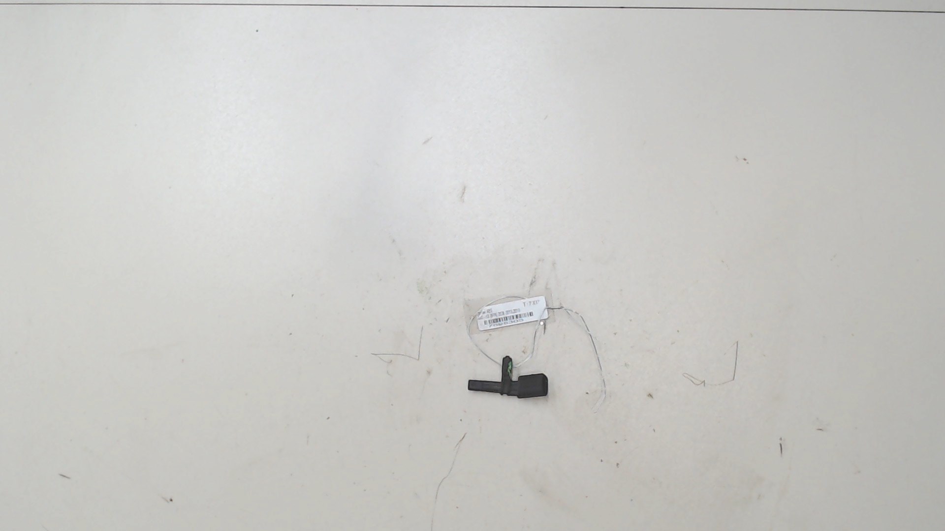 Датчик ABS передний