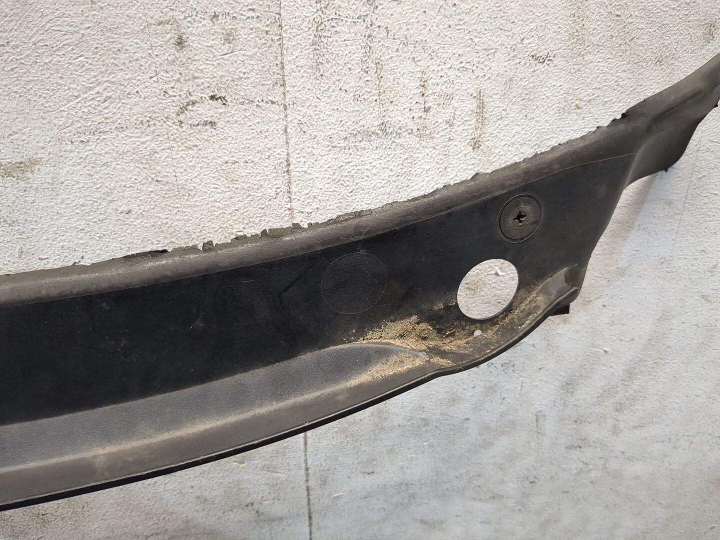 Решетка стеклоочистителей (Жабо)